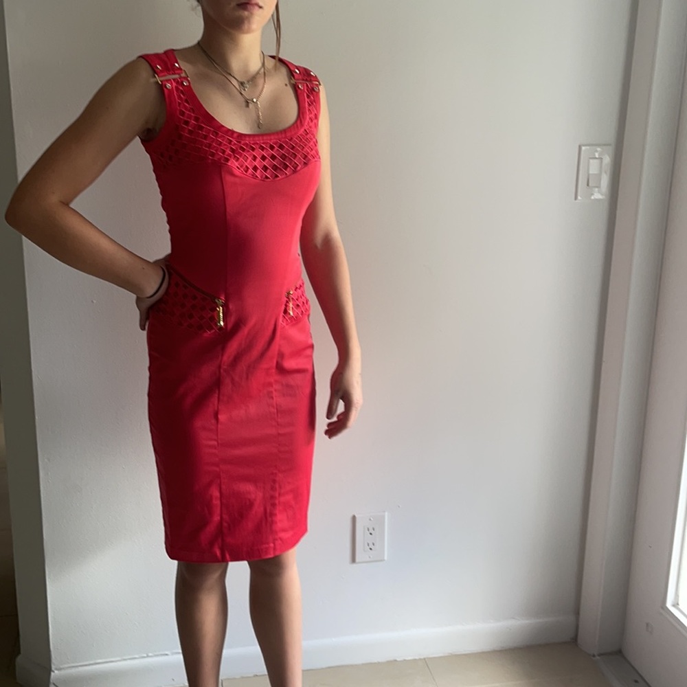 Dress - Picture 2 of 8
